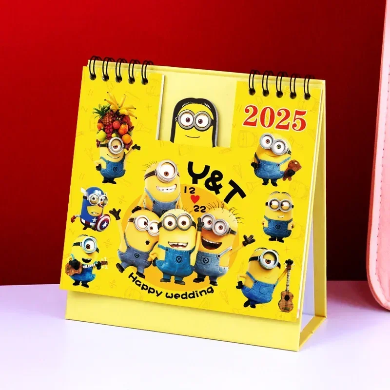 2025 Minions calendario da tavolo Cartoon Office Standing Paper accessori per la casa decorativo carino Anime delicato Mini studente Decor Gift