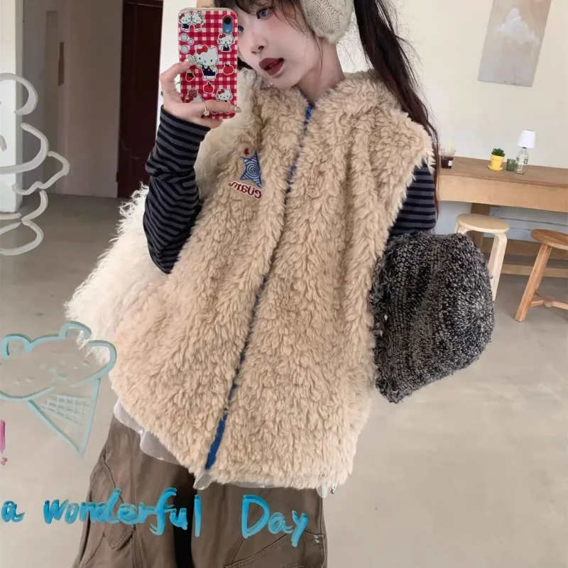 Damska nowa jesienno-zimowa kamizelka z kapturem, retro, z uszami misia, z aksamitu jagnięcego, ocieplana bawełną.