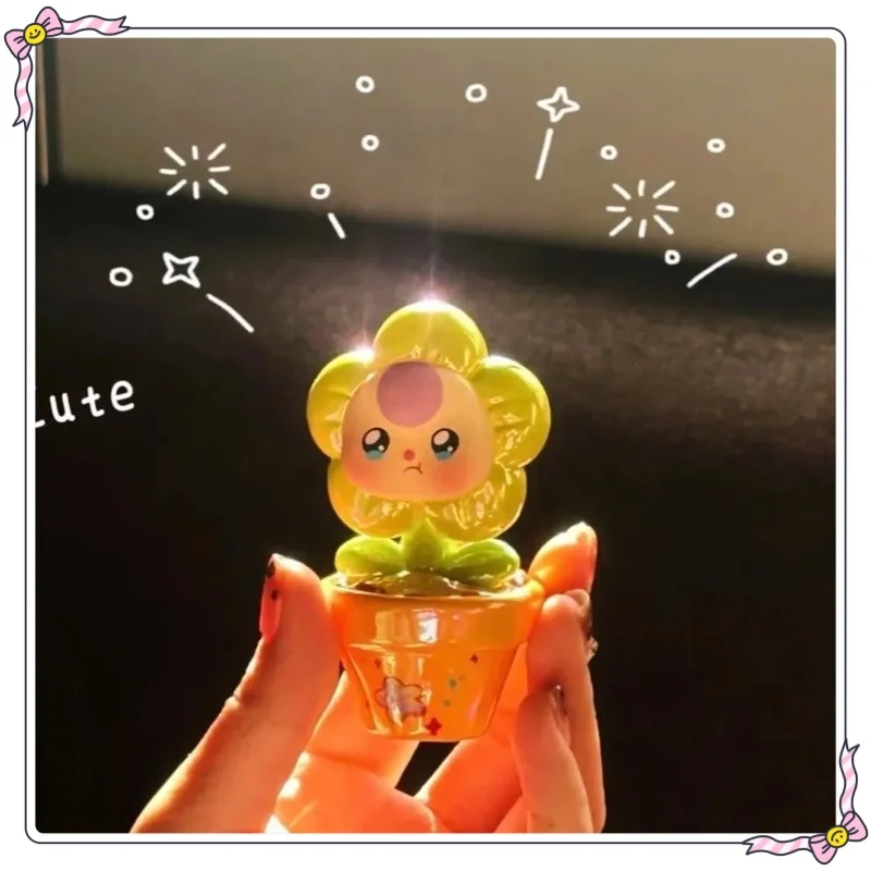 

Новый оригинальный ребенок три дает вам маленький цветок серии слепая коробка милая кукла настольные украшения детские игрушки игрушки на день рождения подарок