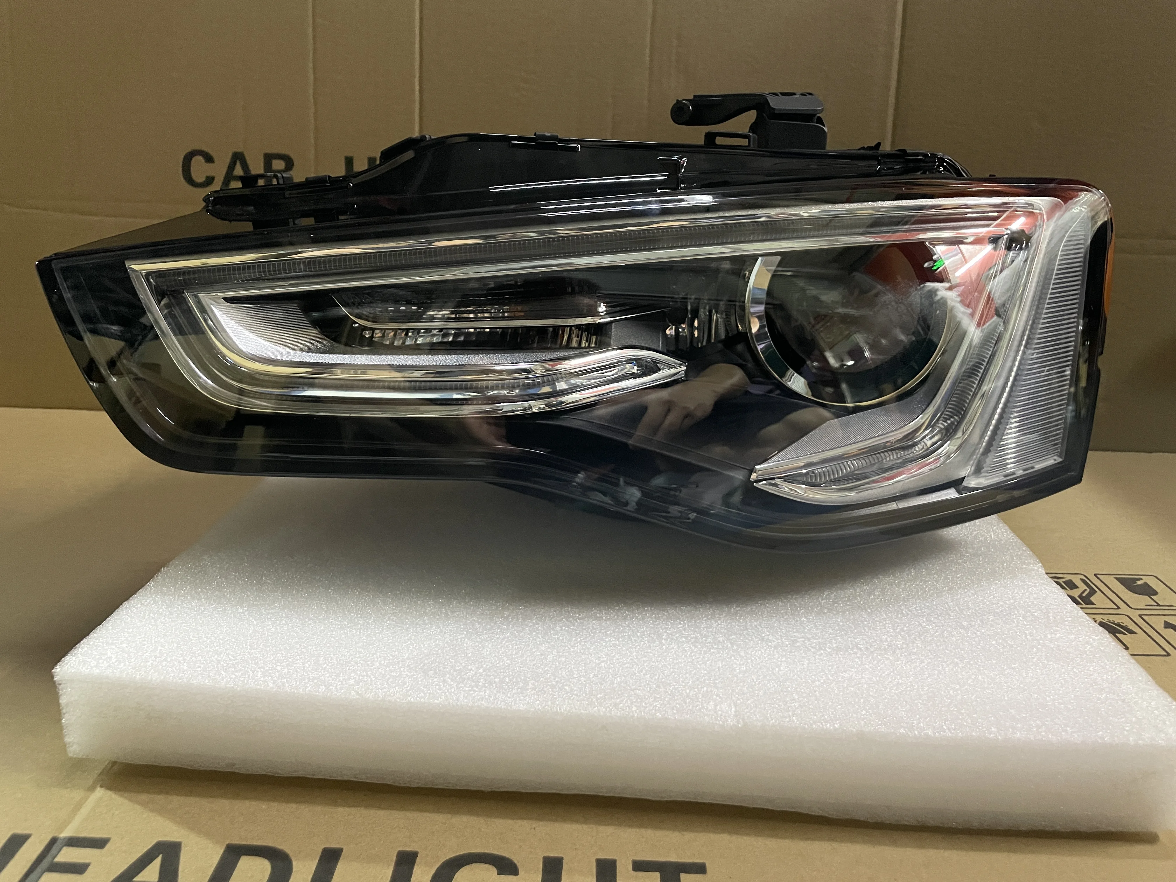 

Fit For Audi A5 Headlight 2012-2016 Xenon Headlamps With AFS Half Assembly Plug And Play Upgrade And Modification Headlamp