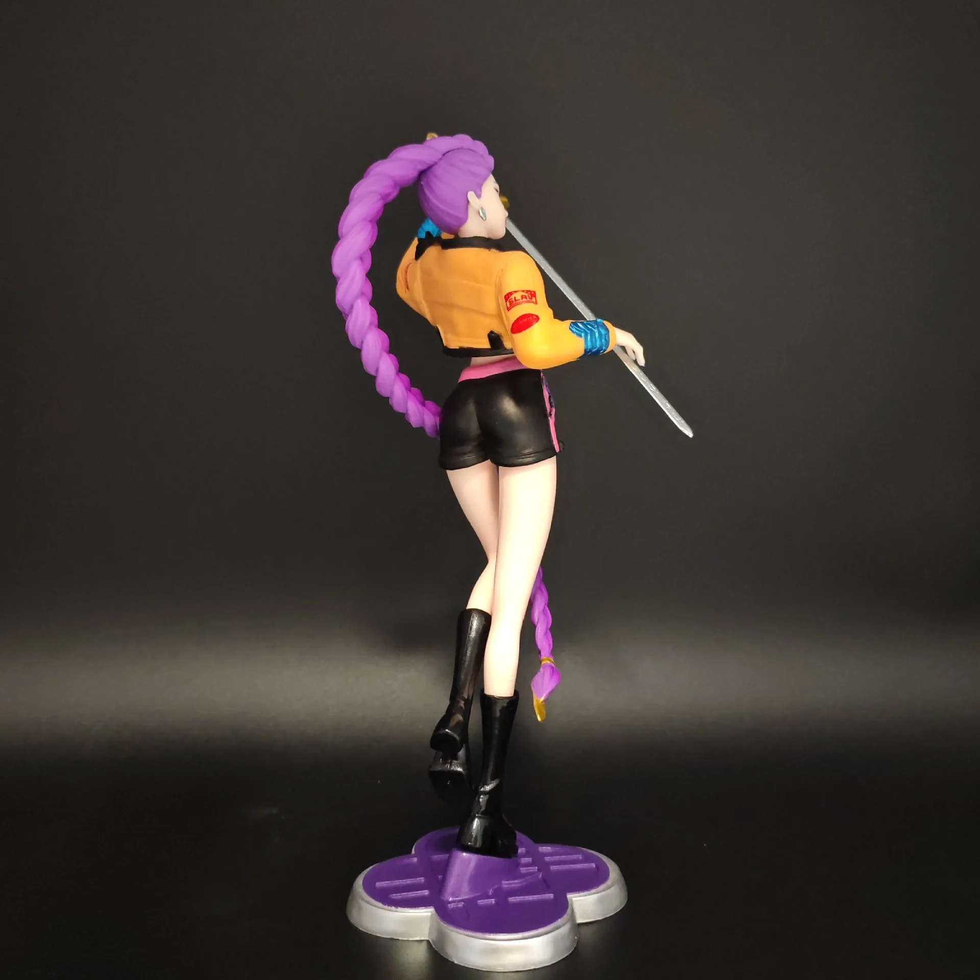 Hexenjagd-Team Rumi Mira Zoe Niedliche Schöne Mädchen-Actionfigur Anime-Charaktermodell Hochdetailliertes Desktop-Ornament Spielzeug Geschenk – Detail 13