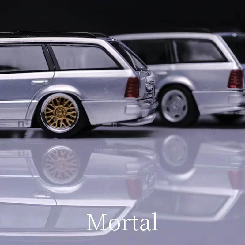 Mortal 1:64 MB S124 argento/metallizzato rosso limited599 modellino di auto