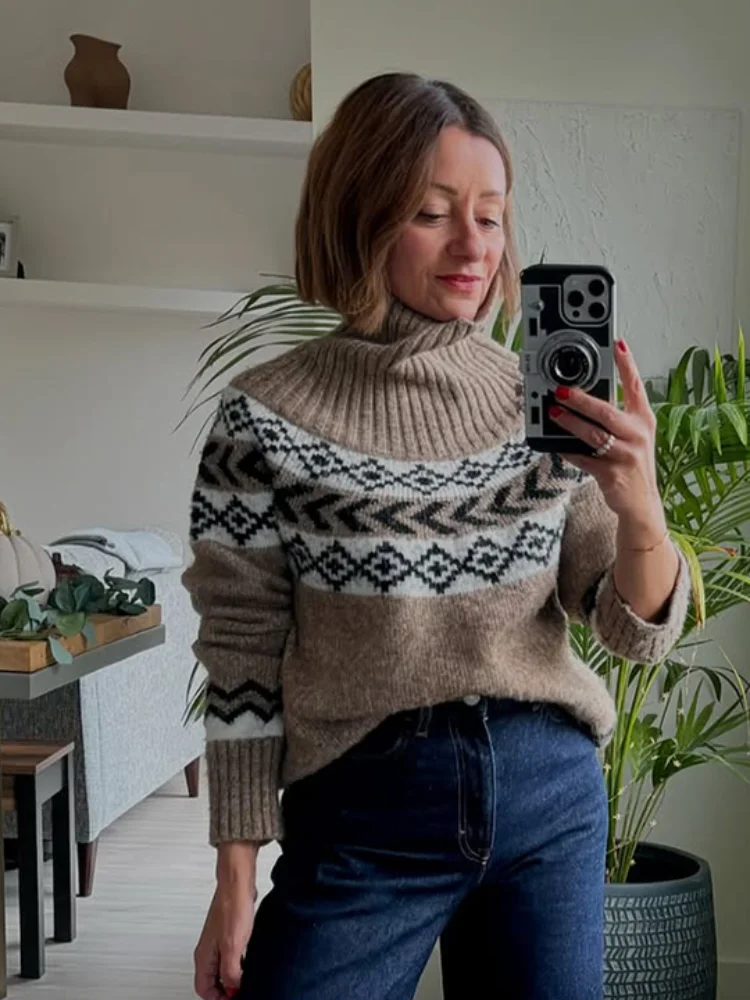 

Fashion Jacquard Pattern Pullover Women Casual High Collar Full Sleeve Loose Short Knitted Pullovers 2025 Lady Street Knitwear