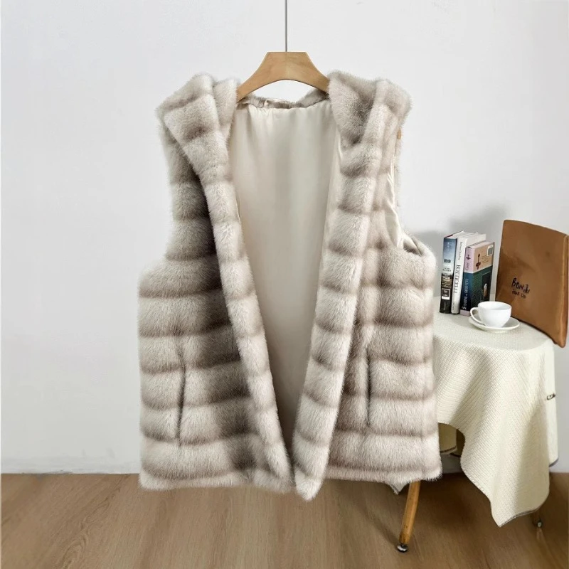 

Женские короткие жилеты из искусственного меха в полоску с капюшоном и поясом из искусственного норкового меха, пушистые повседневные плюшевые пальто, толстая теплая верхняя одежда