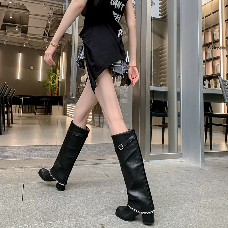 French Style Short Boots with Chains Not Exceeding the Knee, High Boots with Thick Heels, High-Heeled Pants, and Boots image 3