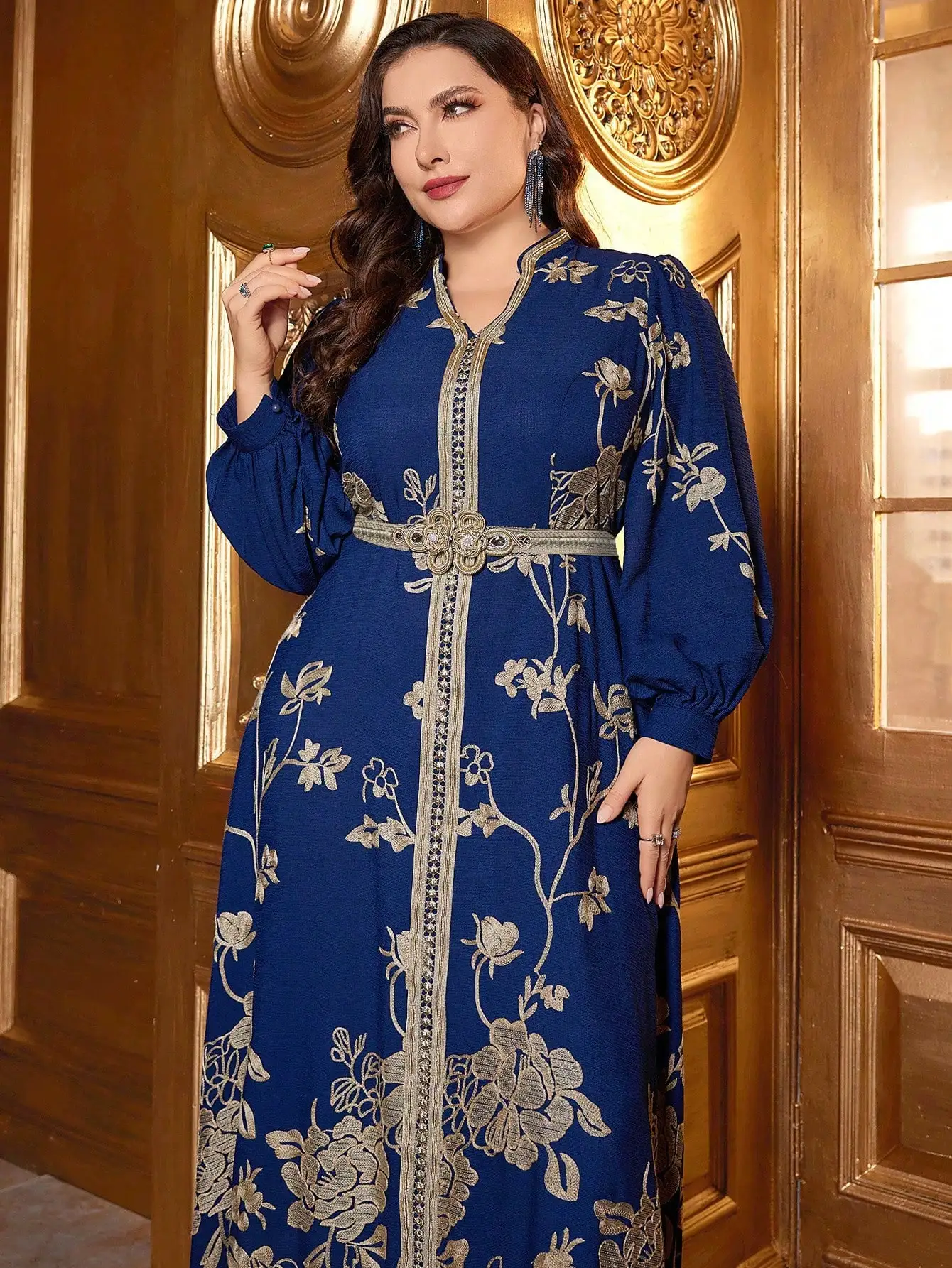 

Платье для женщин больших размеров с цветочной вышивкой и рукавами-фонариками в арабском стиле