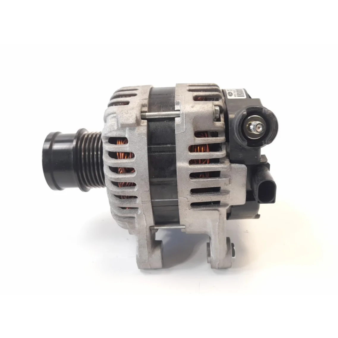 

Alternator GN1510300FB forD 1004435 2016-2019 1,5 KA 1.5 2.0 12V