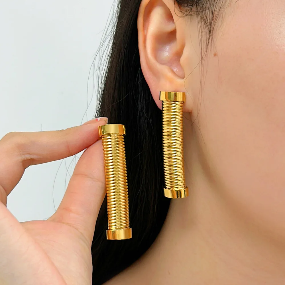 DIY accessories New fashion trend stainless steel 18K gold earrings personalized Internet celebrity style temperament threaded s