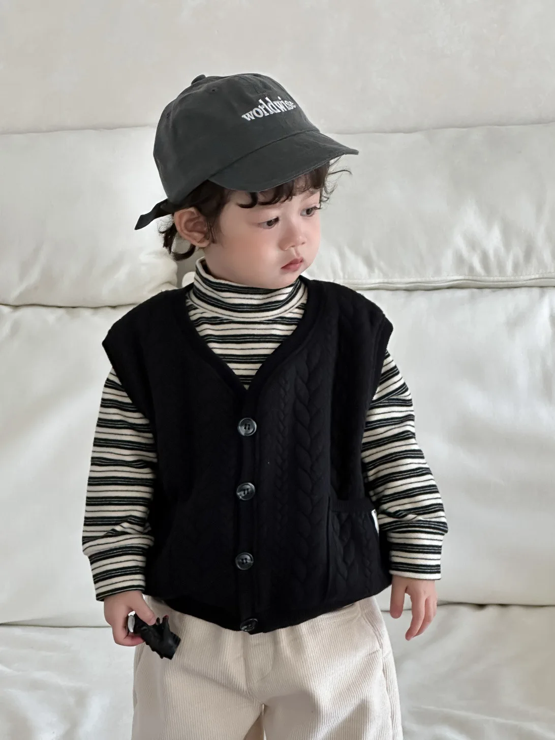 Рисунок 6 - 2025 зимняя новая детская теплая жилетка без рукавов