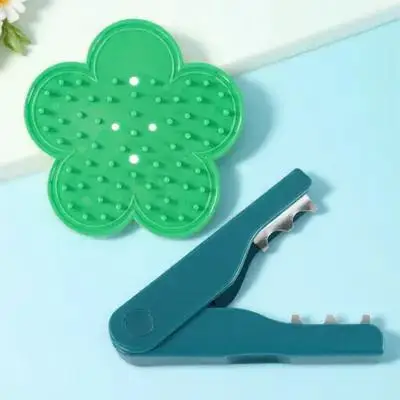 

2pcs Rose Thorn Remover Tool Flower Stripping Garden Hand Tool For Removing Burrs Leaves Stem Pruner Garden Flower