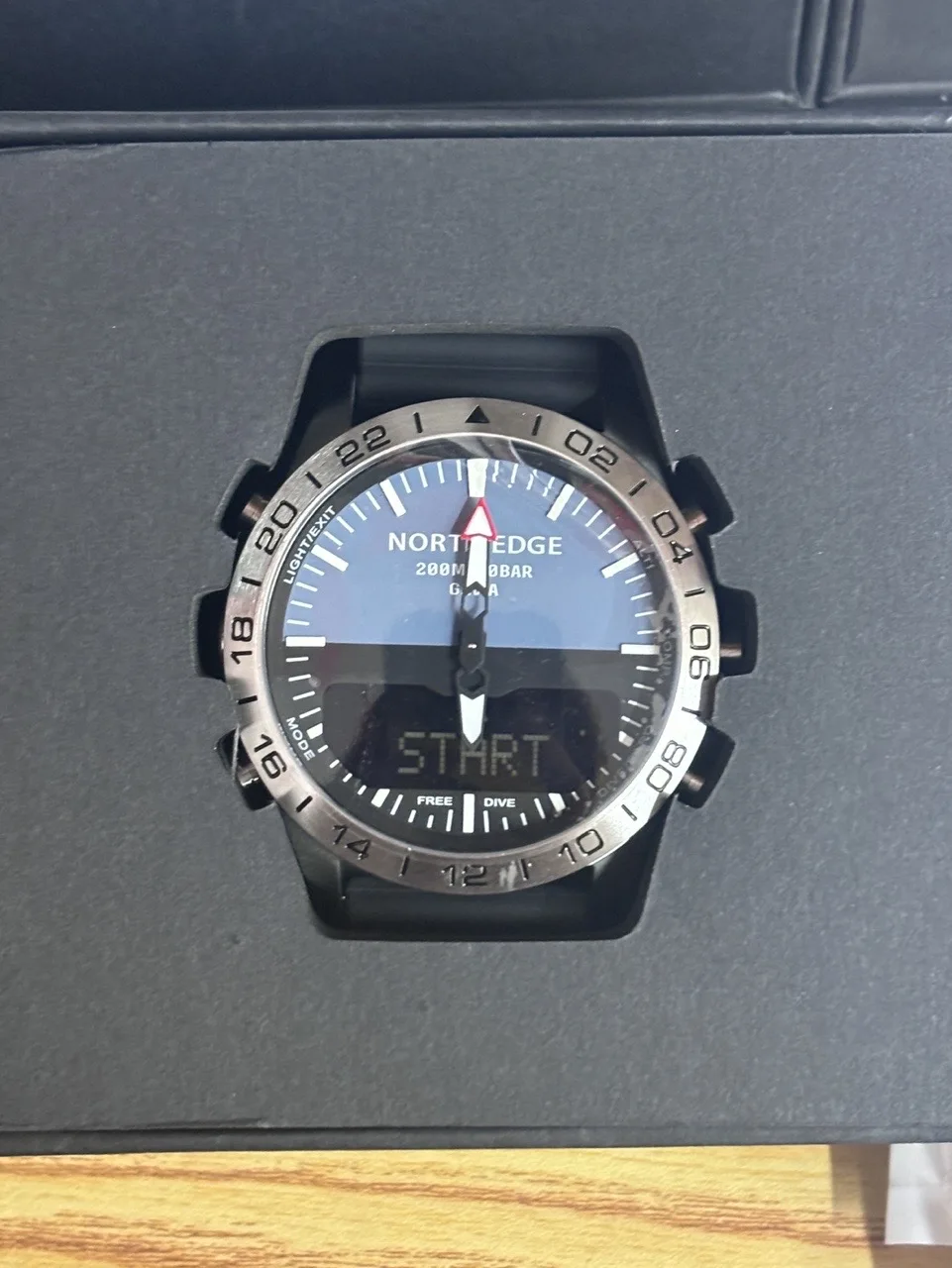 Reloj Deportivo Digital para Hombre NORTH EDGE, Relojes Militares de Lujo, Completamente de Acero, Resistentes al Agua 200m, con Altímetro