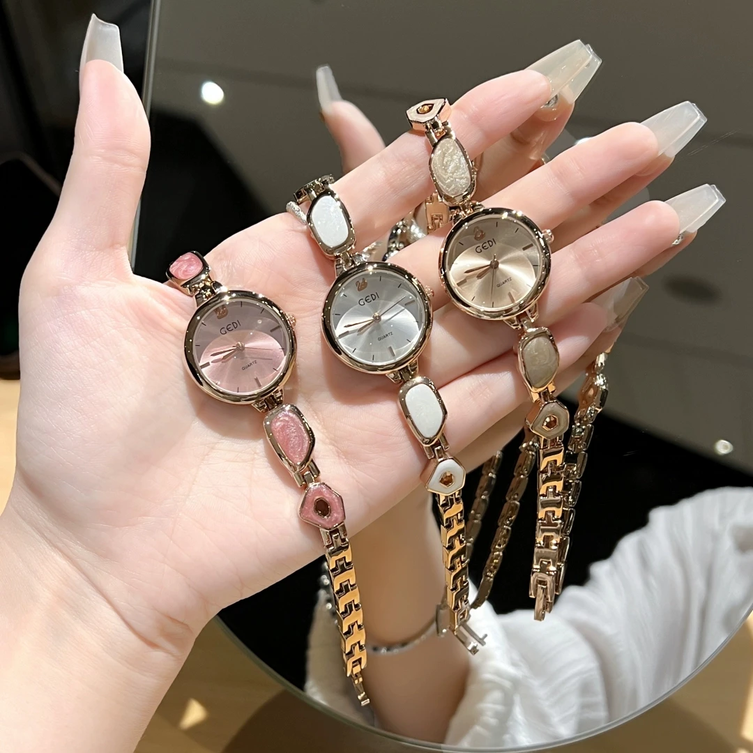 Women's watch light luxury simple temperament high-end ladies chain style 2025 new high-quality luxury watch women's accessories