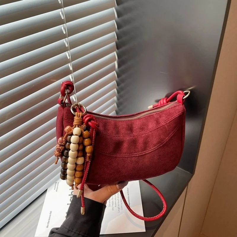 

Ladies Popular Messenger Bag In Elegant Leather, Classic Crossbody Design For Women From Luxury Brand By Famous Designer