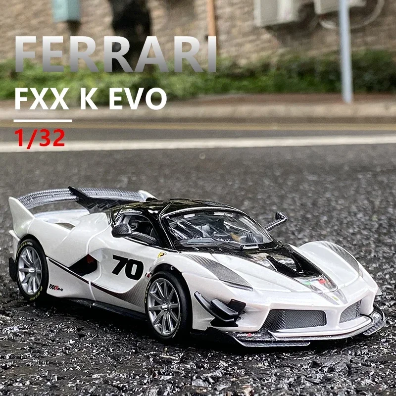 

Bburago 1:32 Ferrari FXX K EVO Acoustic and Light Control Acrylic Transparent Cover Model Alloy Car Alloy Model Collection Gift