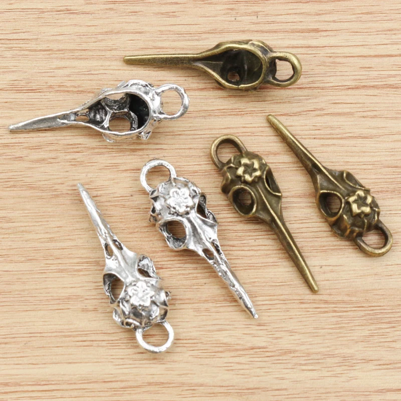 4pcs 41x13mm Antique Silver Plated Bronze Plated Hollow Beak Skull Head Handmade Charms Pendant:DIY for bracelet necklace