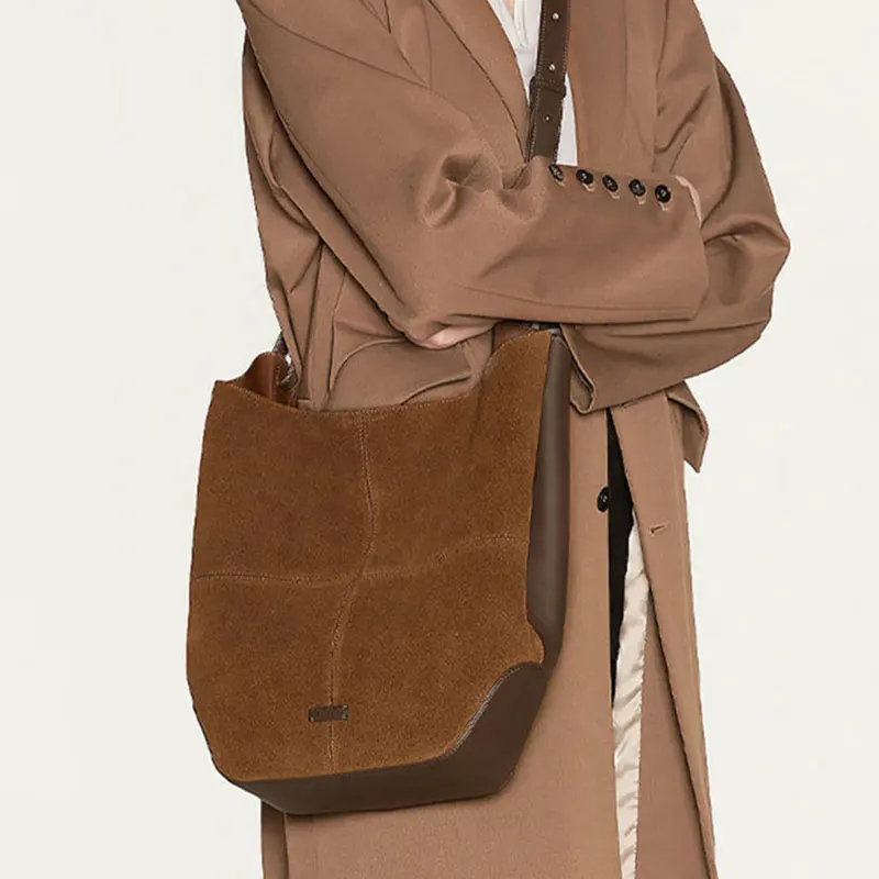 

2025 Высококачественные сумки на плечо из искусственной замши с однотонной застежкой, большие вместительные простые сумки в классическом стиле для женщин, повседневная сумка-тоут