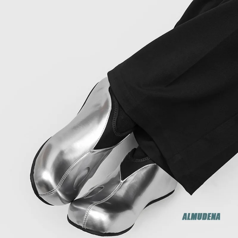 Silver Metallic Men's Casual Slip-On Shoes Round Toe Low Top Streetwear Outdoor Minimalist Fashion Comfortable Daily Work Shoes