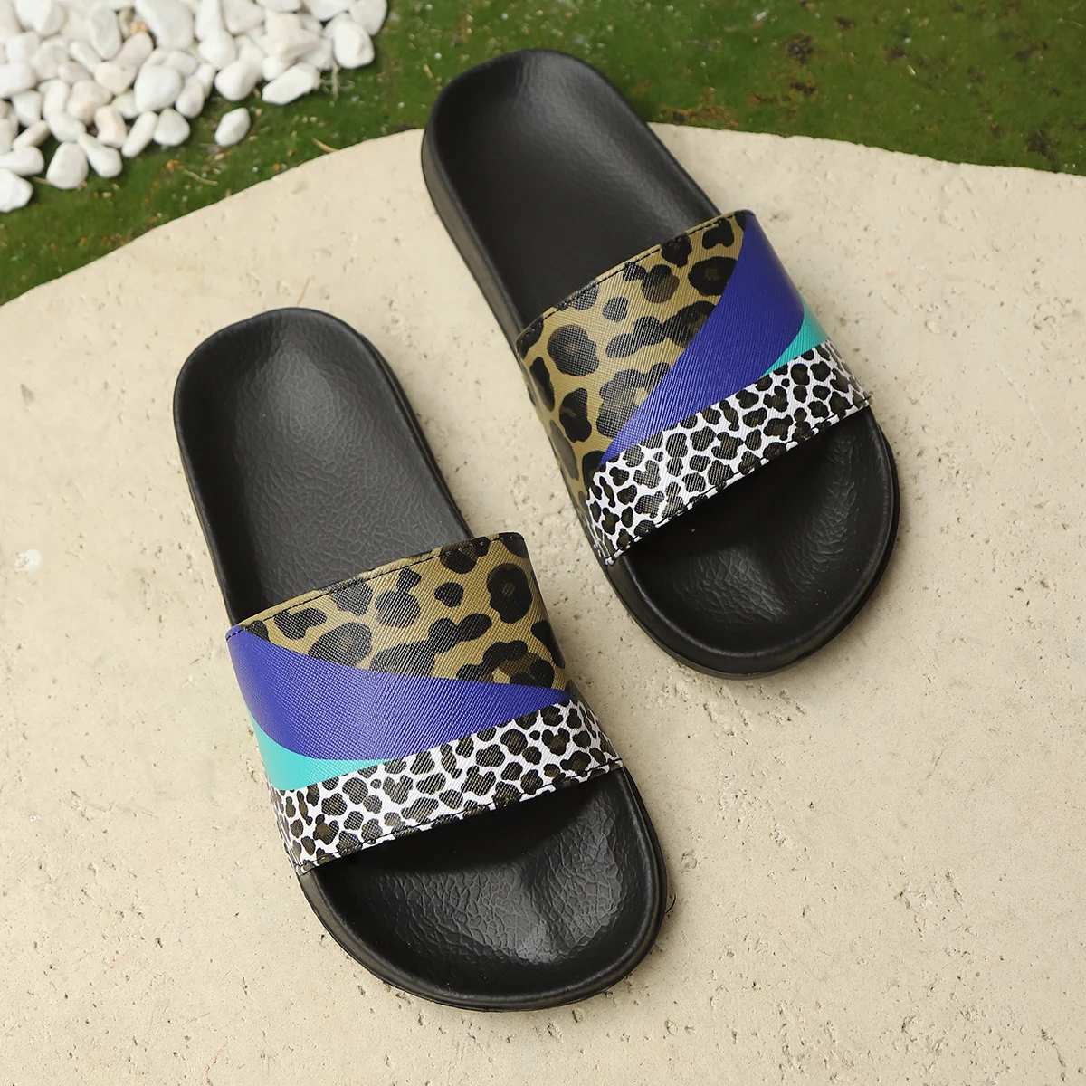 Women's Fashionable Three-Color Leopard Print Slippers - Comfortable, Lightweight, Breathable, Suitable for Indoor/Outdoor Wear, Eva Cushioned Sole, Unique Slip-On Sandals