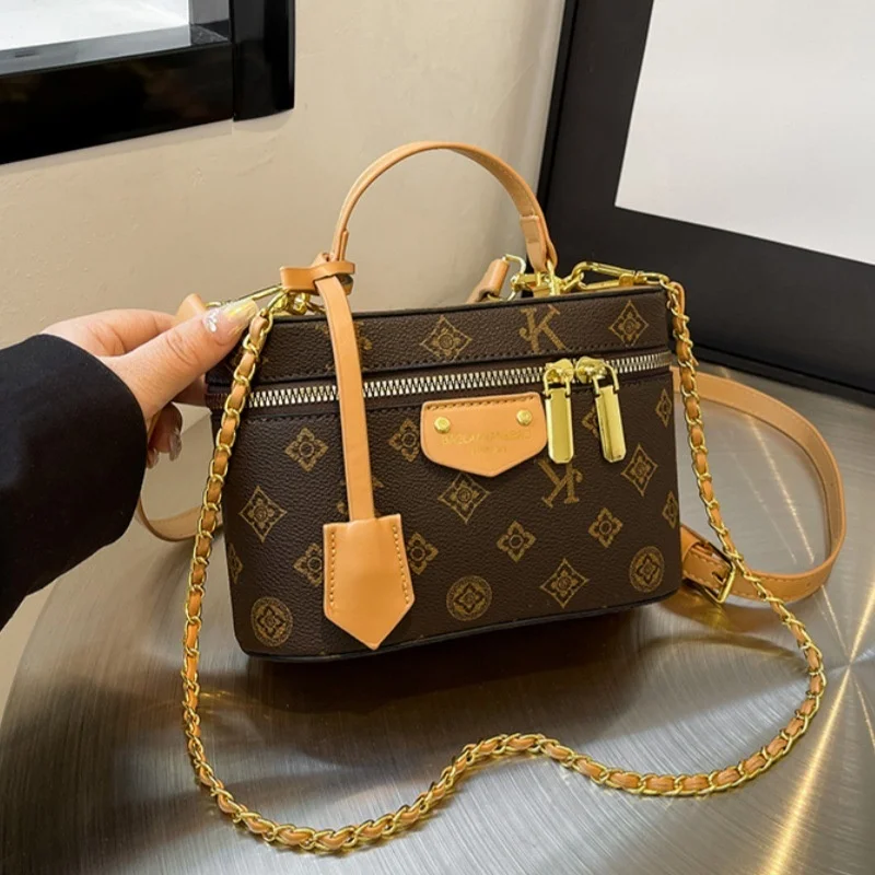 2026 New Multi-color Chain Bag Retro Fashion Women's Handbag A Fashionable and Functional Women's Bag for Daily/Work/Social Use