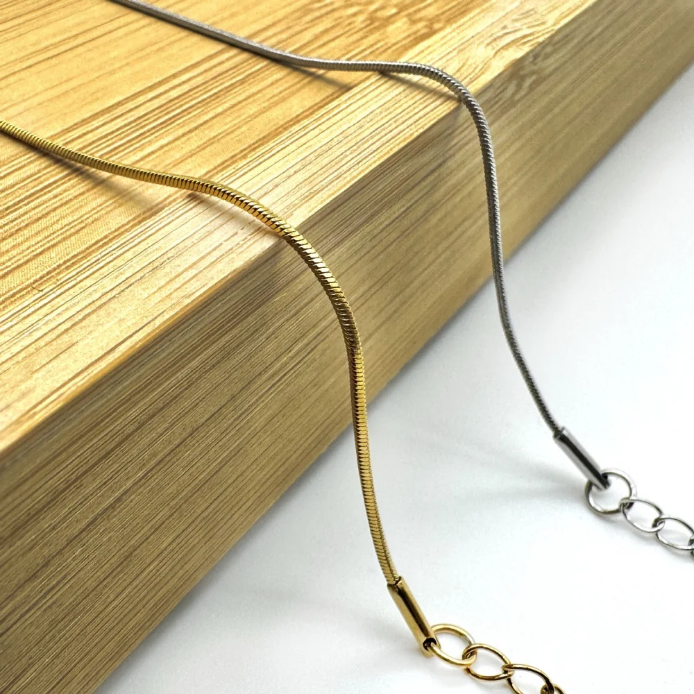 Hip-Hop Herren Edelstahl-Kettenhalskette, Einfache Silberfarbene Quadratische Schlangenkette, Modische Damen-Schmuck-Accessoires – Detail 4