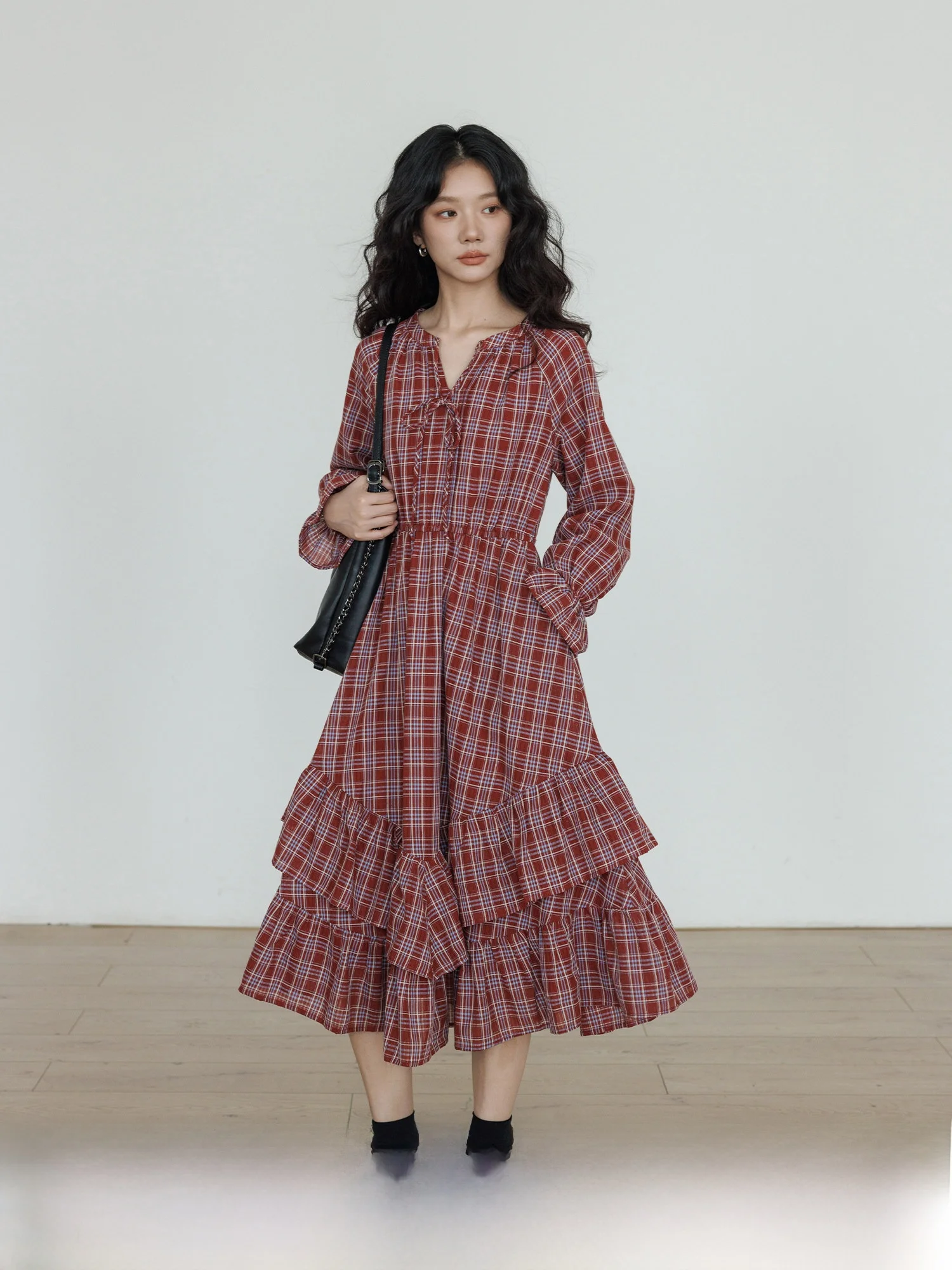 

Женское длинное платье Vastand в винтажную клетку, повседневное, с круглым вырезом, с завышенной талией, А-силуэт, весна 2026, новинка