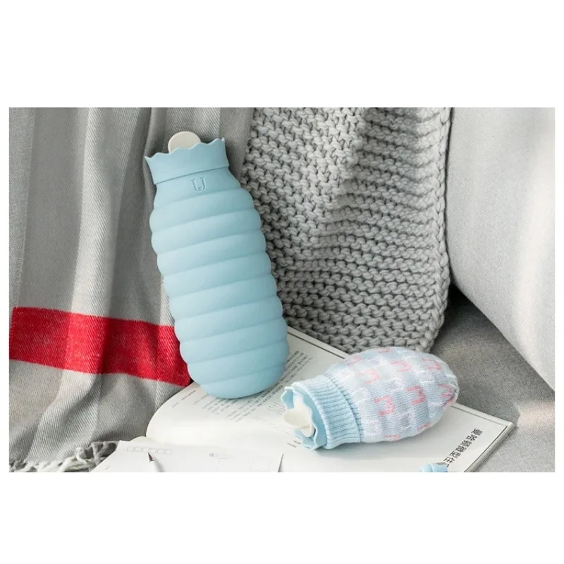 1pcs Silicone Hot Water Bottle, Reusable Injection Water Warm Bag, Portable Hand Warmer for Winter