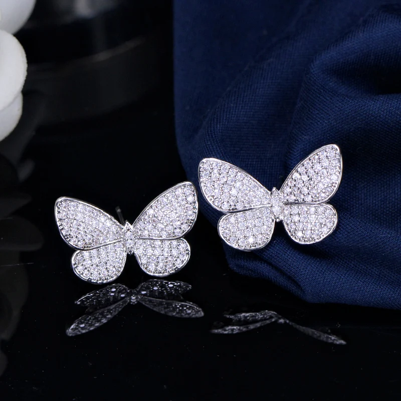 

ThreeGraces Shining Micro Pave Cubic Zirconia Big Insect Butterfly Stud Earrings for Women Fashion Daily Party Jewelry E1417