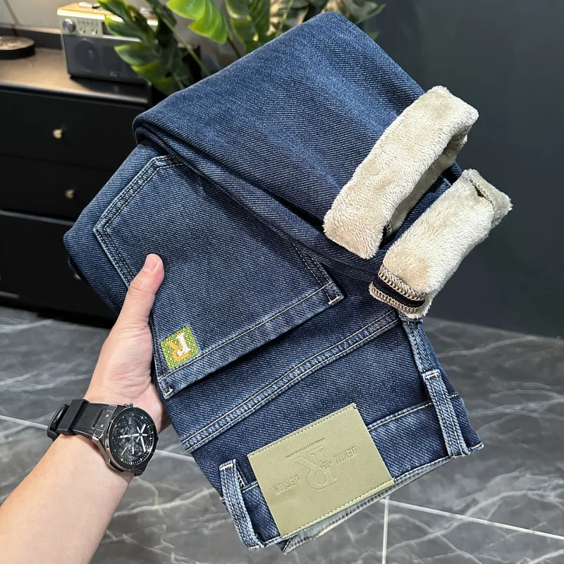 Celana jeans tebal musim dingin pria, model high-end trendi dengan bordir dan motif, kasual slim fit, tahan dingin, hangat, potongan kecil.