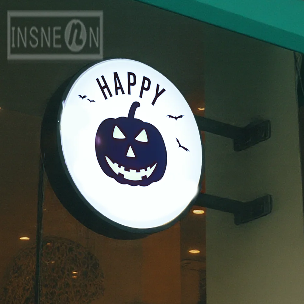 صندوق إضاءة مخصص للهالوين لواجهة المتجر من الأكريليك LED مقاوم للماء على الوجهين لافتات أعمال خارجية مثبتة على الحائط