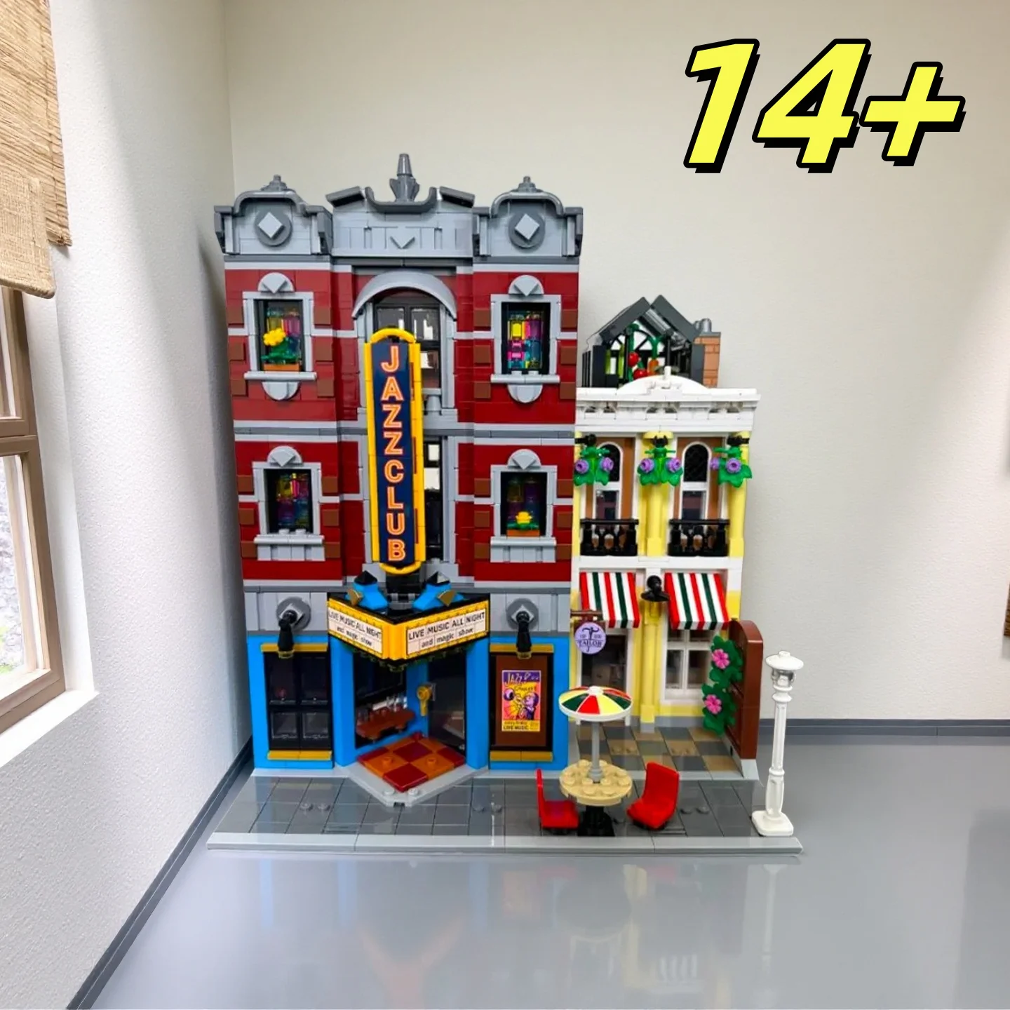 

2899 новых домашних декоративных клубов, магазинов, домов с видом на улицу, совместимых с 10312, подарками на день рождения и Рождество