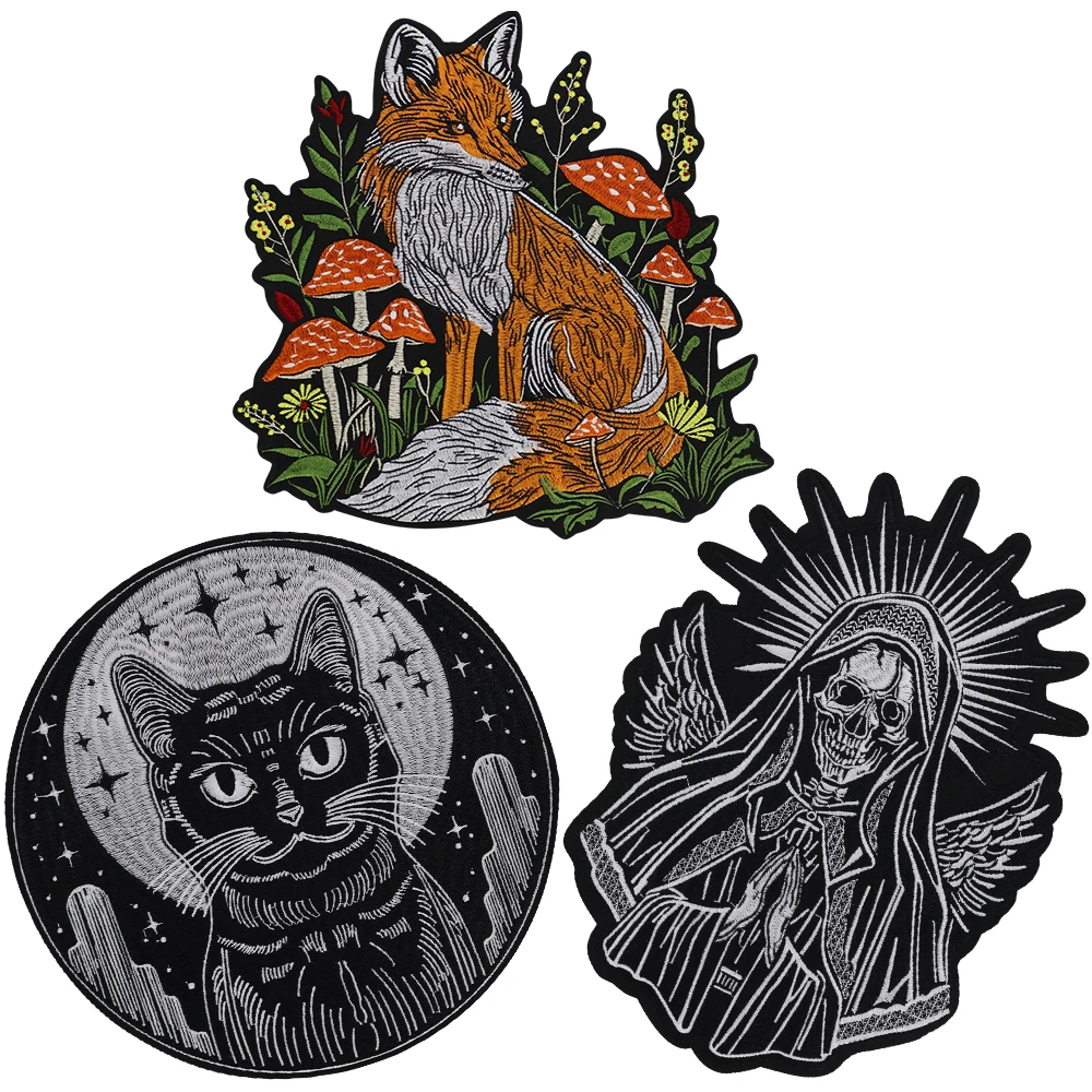 Animal Badge Moon Black Cat Embroidery Mushroom Foxes Floral Back Patch Iron On Emblem Apparel Accessories Death Skull Wings