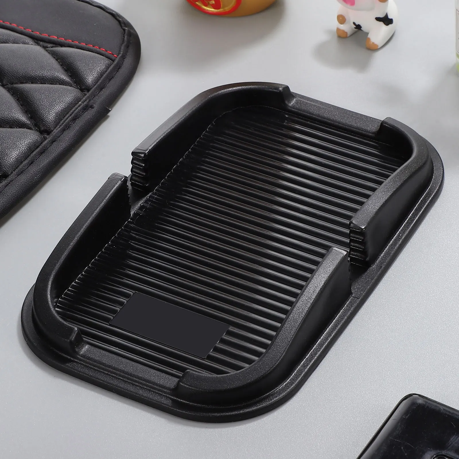 

Car Dashboard Anti-slip Pad 15x9cm Black PVC Strong Adsorbability Cellphone Stand Holder Skidproof Device Storage Mat Car
