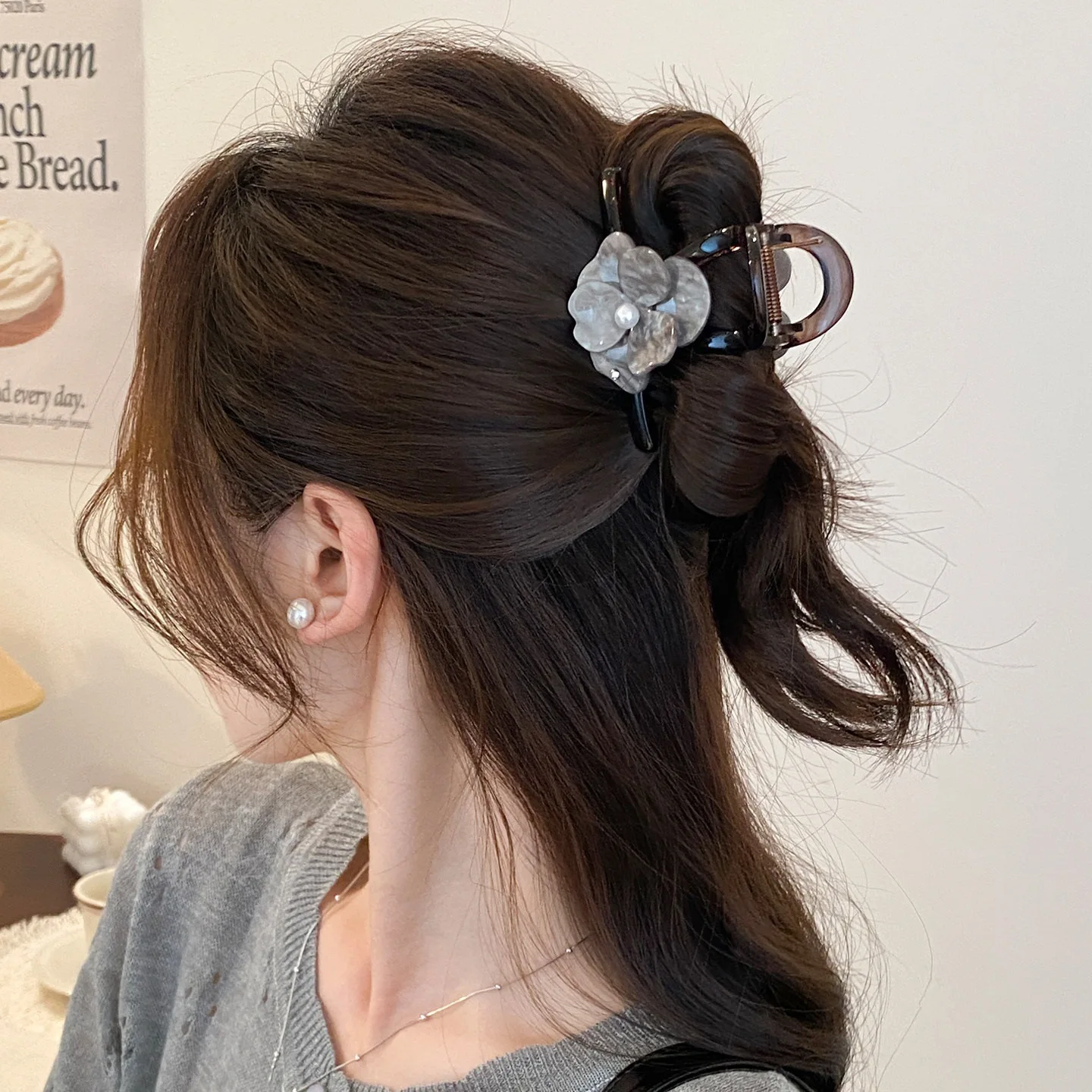 12pcs/lot High-end Camellia Large Hair Claw Clip for Women New Style Suitable Thick Hair Shark Hair Clip Fashion Hair Accessory