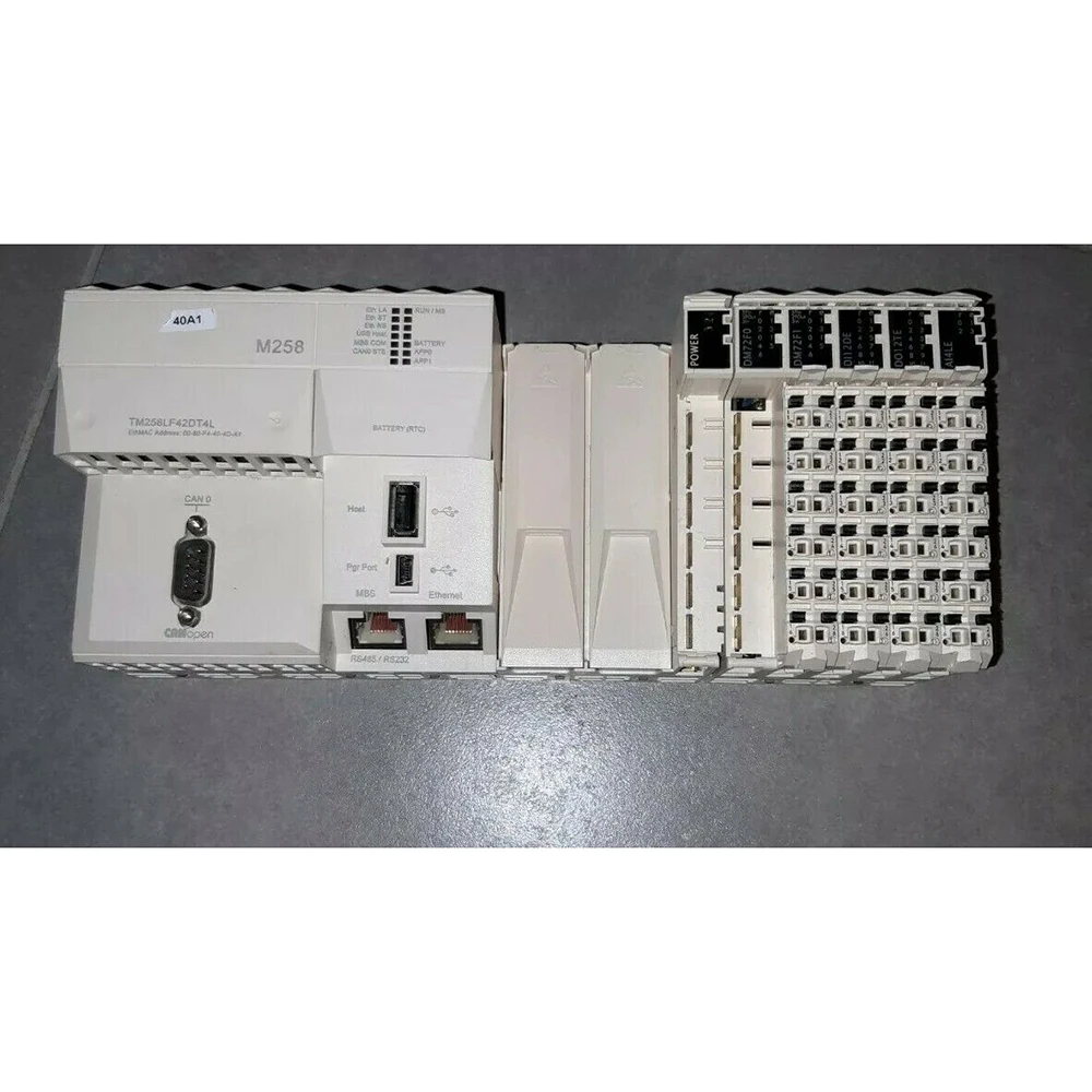 TM258LF42DT4L PLC M258 Modicon Controller คุณภาพสูง Fast เรือทำงานได้อย่างสมบูรณ์แบบ