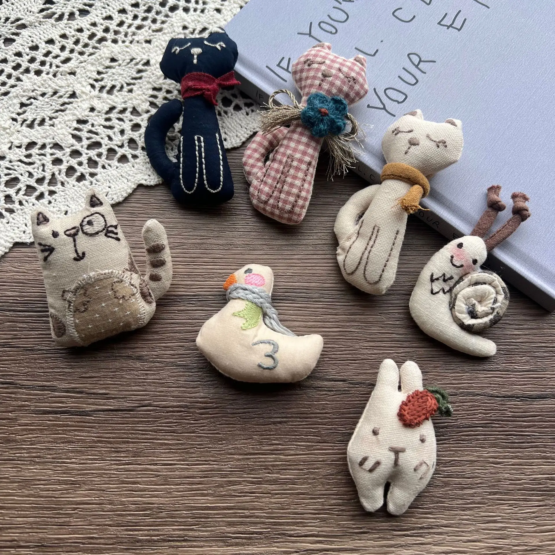 3D Fabric Cat Scarf Bear Pendant for Sweater Bag Keychain Cute Stuffed Animal Brooch Handmade Soft Lightweight Premium