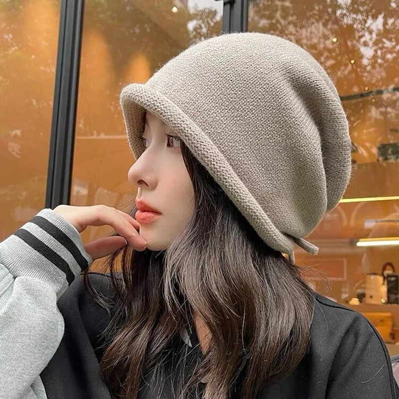 

Вязаная шапка Ele со шнурком для большой окружности головы. Женская свернутая нейлоновая верхняя круглая кепка без бренда.