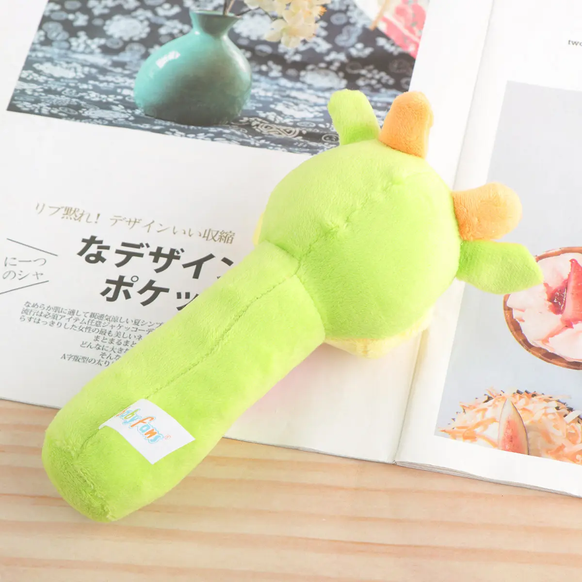 

Creative Hand Hanging Funny Cart Pendant Educational Toys for Stroller Newborn Baby Infant (Calf)