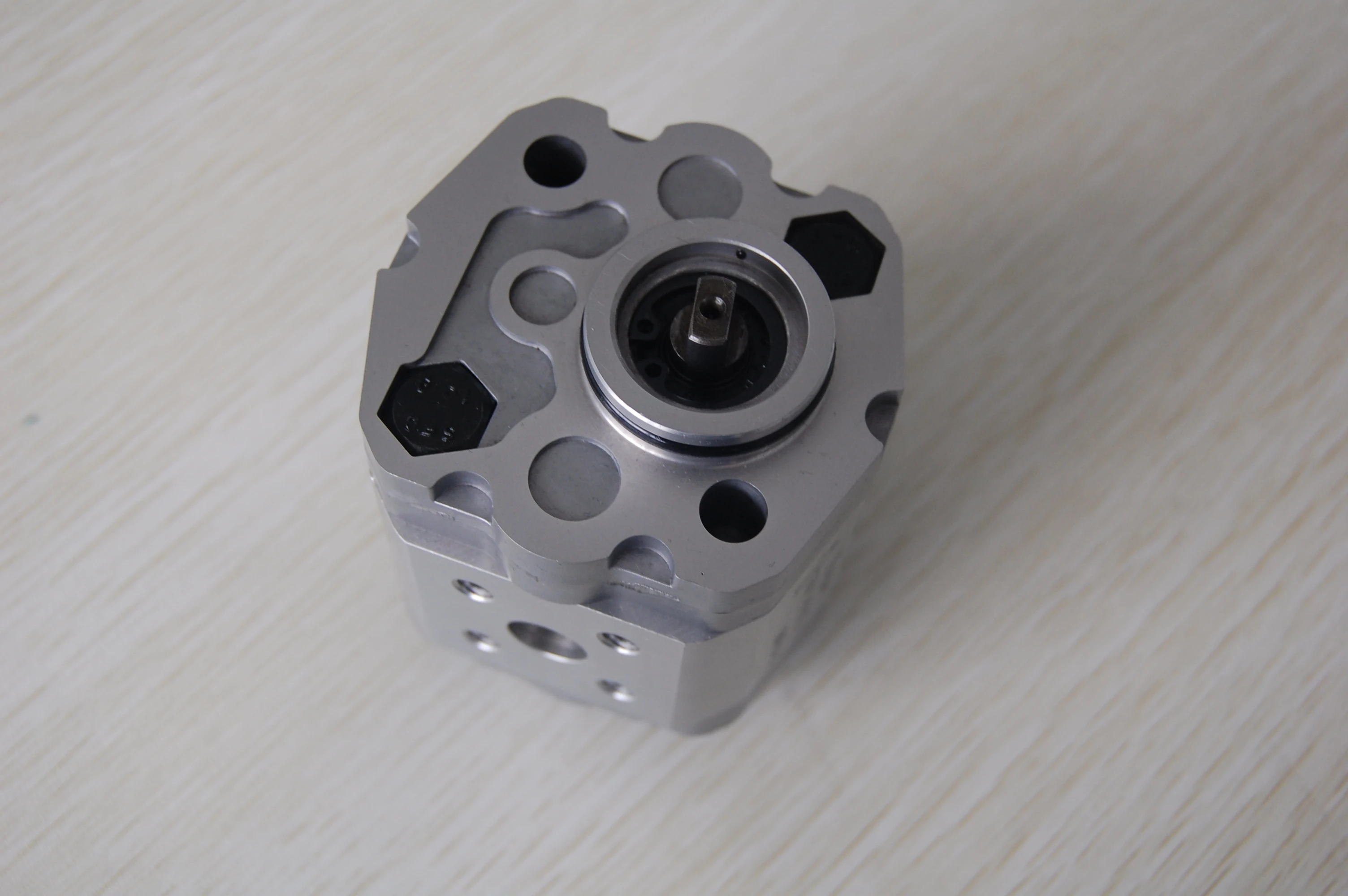 

Шестеренный насос