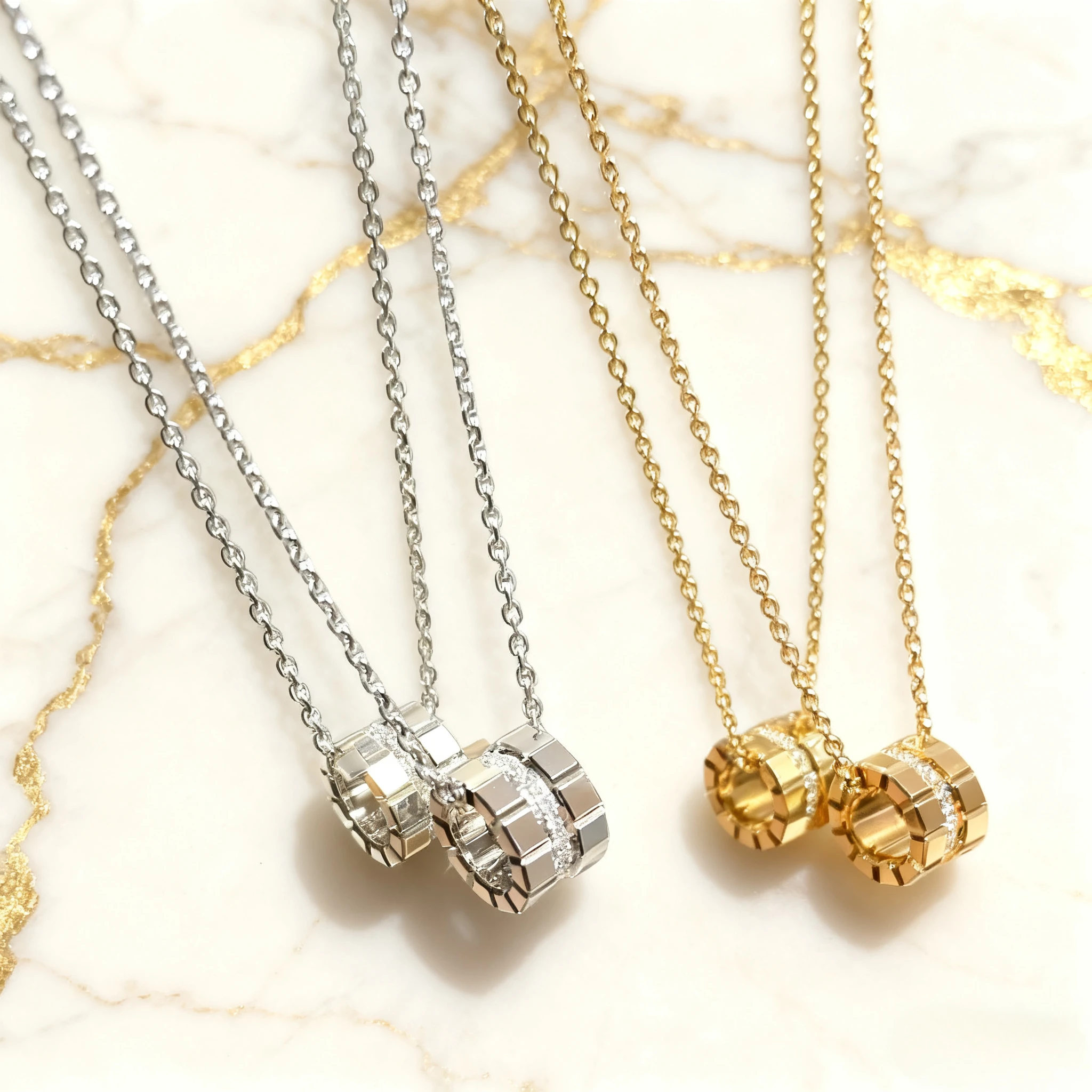 

Модные ювелирные изделия 2025 года, хит продаж, ожерелье для влюбленных в форме французской квадратной сетки, высококачественный муассанит, подарок на вечеринку