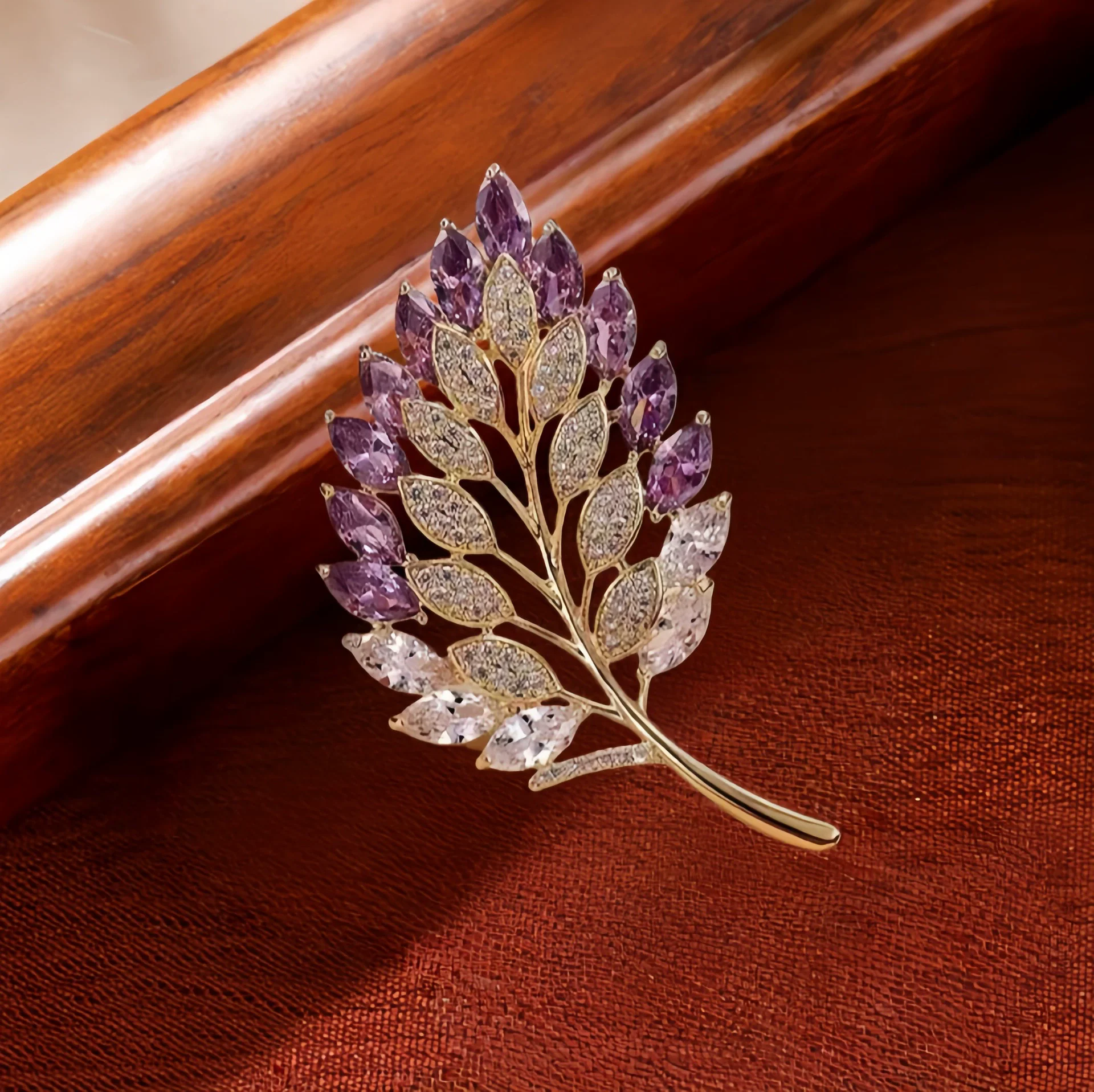 Purple Rhinestones Edge Leaf Brooches for Women Luxury Crystal Wheat Shape Brooch Pin Party Elegant Jewelry Clothing Accessories view 6