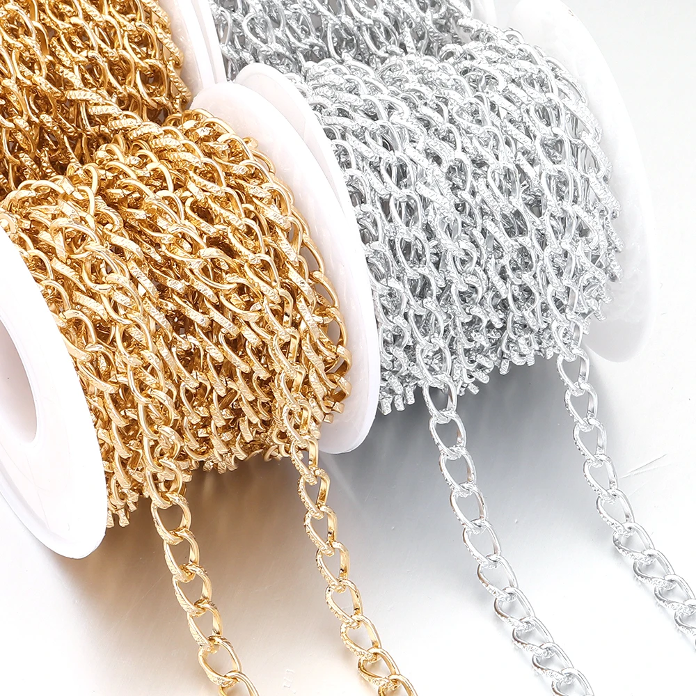 5 Yards/Rolle Aluminium Ketten Gold Silber Farbe Twist Link Ketten Für Schmuck Machen DIY Armbänder Halskette Kleidung Taschen liefert