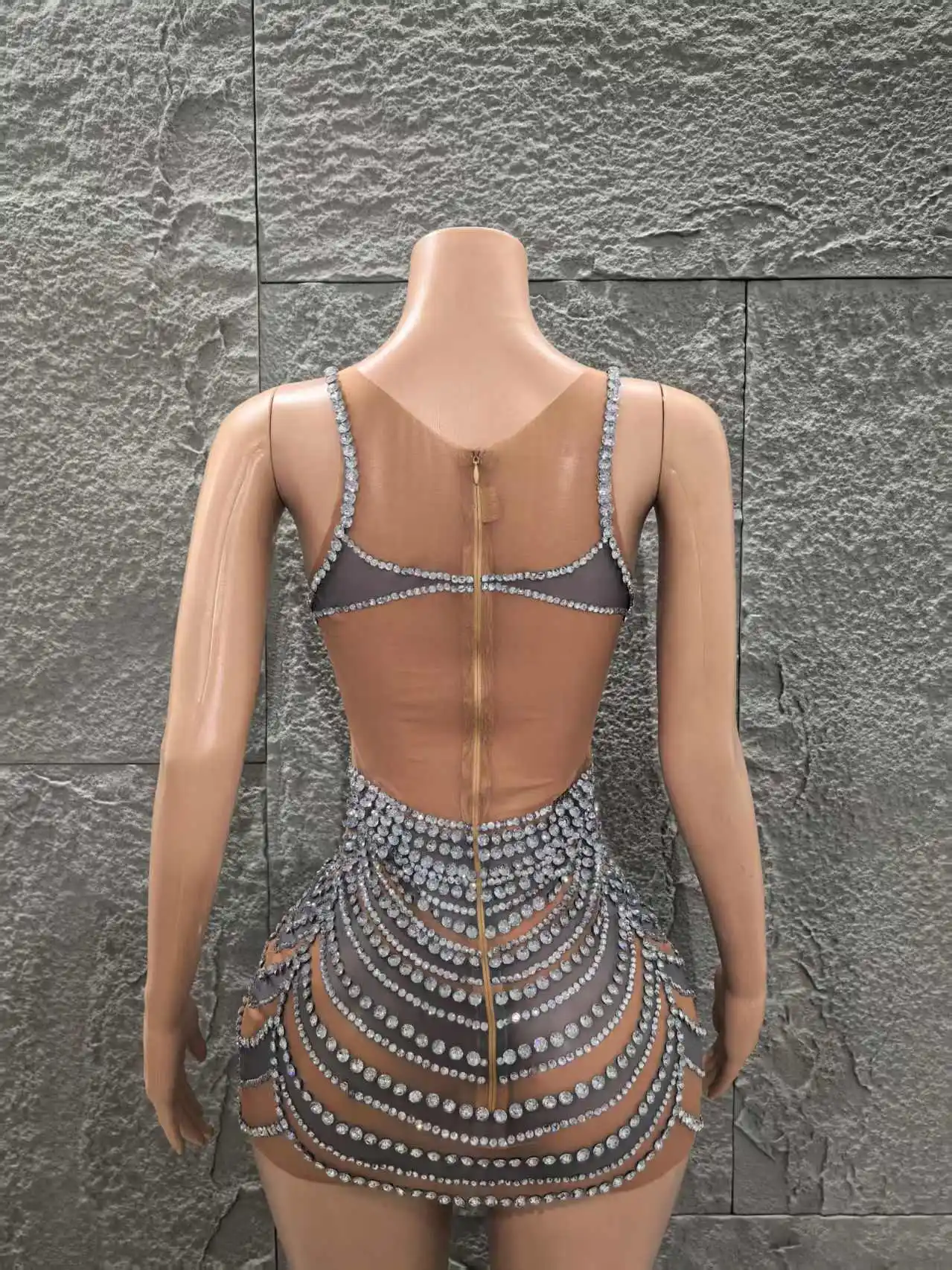 ساطع كريستال المرأة بلا أكمام مثير شبكة انظر من خلال Bodycon فستان قصير احتفال ملهى ليلي حفلة بار المغني المرحلة ارتداء