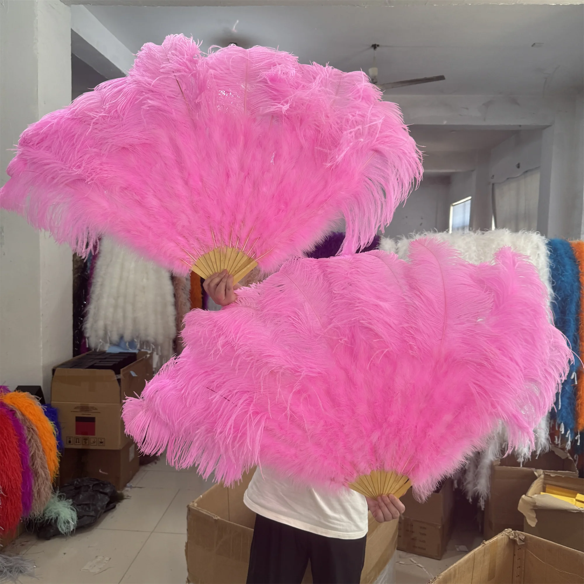 130CM Dark Pink Ostrich Feathers Fan Big 13 Bone Handheld Plumas Fan Wedding Carnival Party Stage Performance Props Accessories