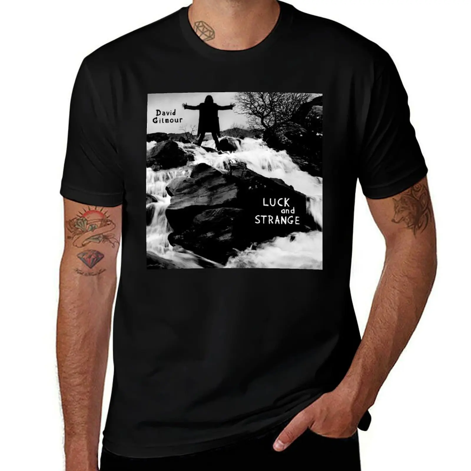 

gilmour luck and strange tour 2025 junmas T-Shirt valentines clothes football t shirt Men's clothing