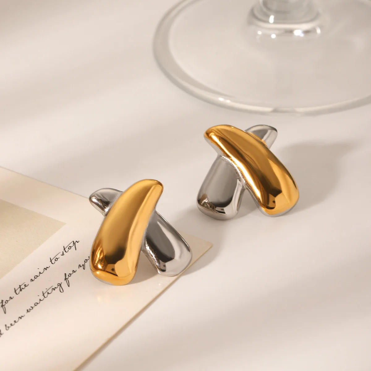 Gold and Silver Color-block X-shaped Earrings for Women, Ins Style Niche Design Titanium Steel Studs, Fade-resistant