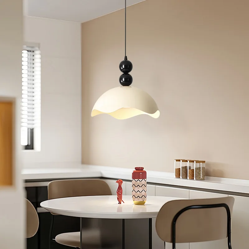 

French Cream Style Eggshell Pendant Light Style Restaurant Light Bar Counter Pendant Light Creative Coffee Shop Pendant Light
