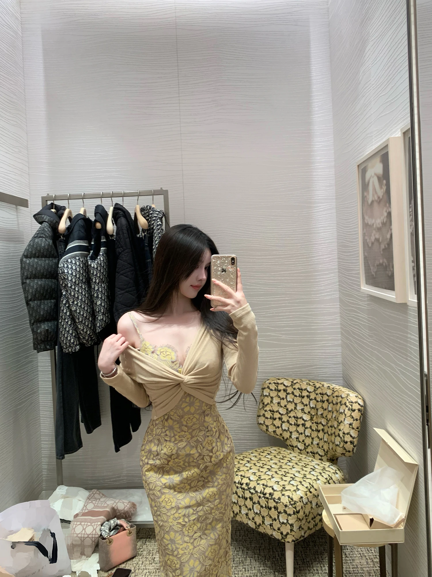 

Зимнее кружевное вязаное платье Ele для женщин: облегающее платье с V-образным вырезом и бретельками, мягкий модный комплект «Лебедь»