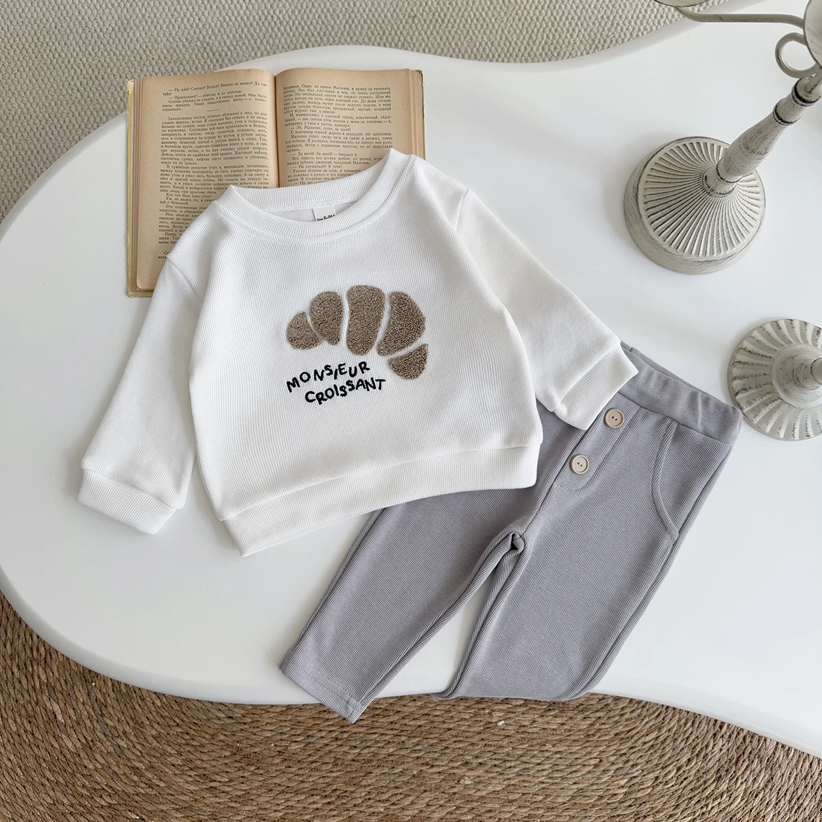 

2 шт./компл., осенняя новая одежда для малышей, весеннее полотенце с бычьим рогом, свитшот с длинными рукавами и вышивкой, топ + штаны, детская одежда