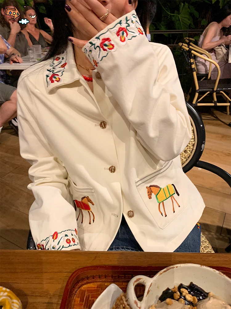 Spring 2026 Women's Short Embroidered Jacket Rice White Design Sense Commute Style Loose Fit Long Sleeve Button Closure Coat