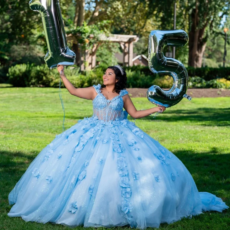 فستان Quinceanera أزرق سماوي لامع عاري الكتفين لامع ثلاثي الأبعاد على شكل زهرة ملصق دانتيل بذيل طويل فيونكة فيستدوس دي 15 Quinceanera تخصيص #3
